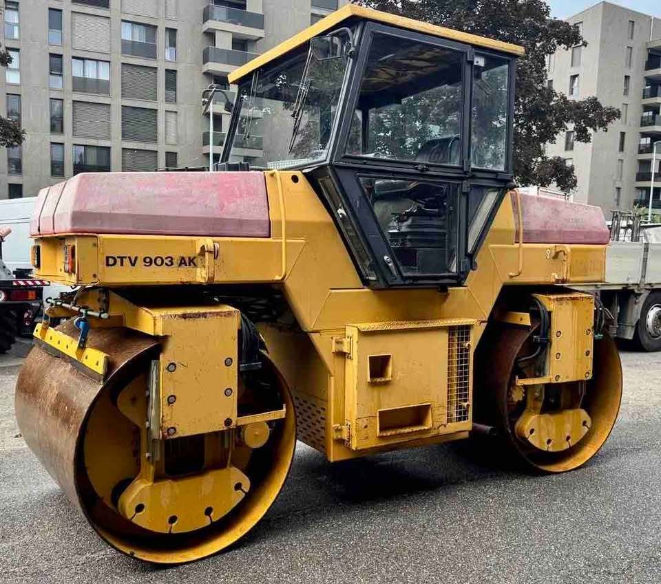 AMMANN DTV 903 AK Poids total - 11000 Kg